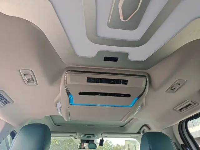 Toyota Sienna — Фото автомобиля 17