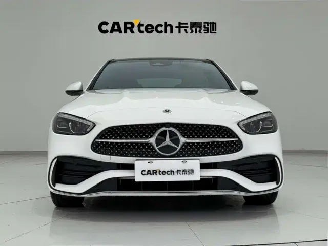 Mercedes-Benz C-Class — Фото автомобиля 2