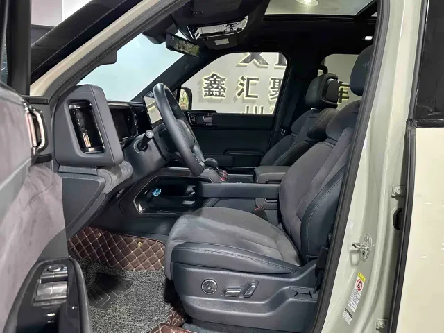BYD FangChengBao Leopard 5 — Фото автомобиля 9