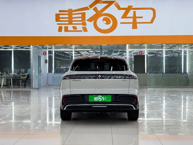 Baojun Yunhai — Фото автомобиля 19