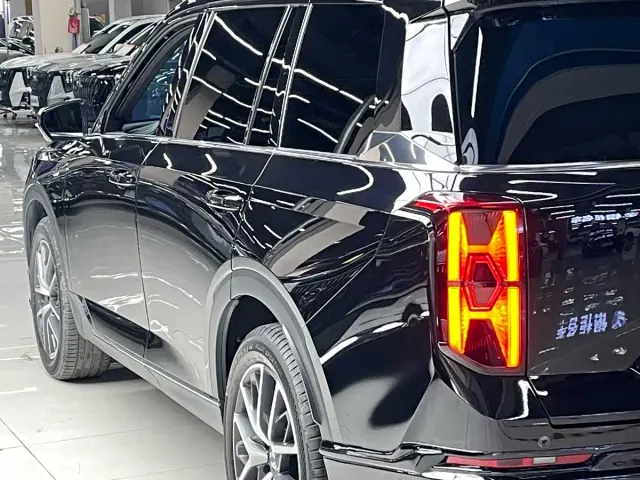GAC Trumpchi GS8 — Фото автомобиля 7