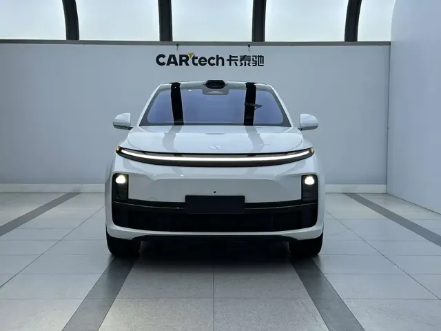 Li Auto L7 — Фото автомобиля 2