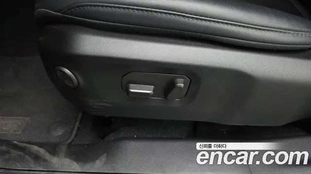 Jeep Wrangler Wrangler (JL) — Фото автомобиля 27
