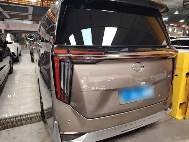 GAC Trumpchi M8 — Фото автомобиля 4