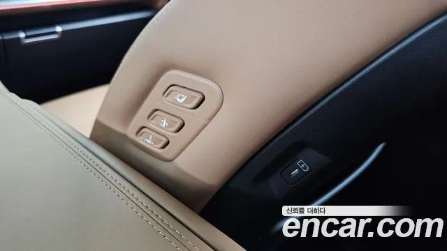 Hyundai Santafe Santa Fe (MX5) Бензин 2.5T 2WD — Фото автомобиля 28