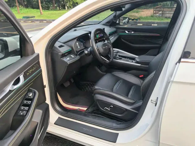 Geely Xingrui — Фото автомобиля 4