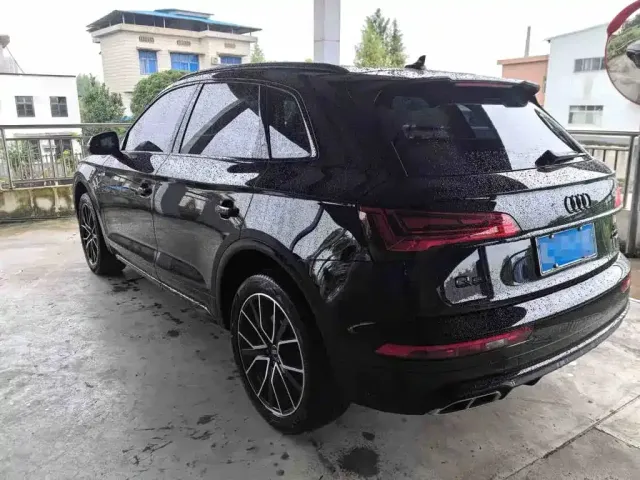 Audi Q5L — Фото автомобиля 3