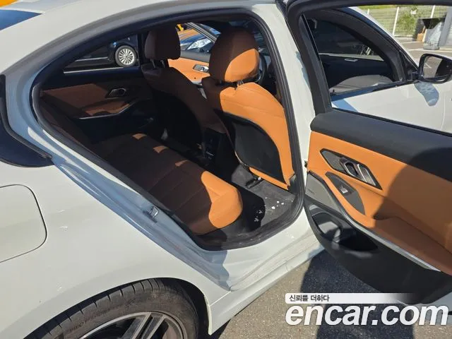 BMW 3 Series G20 — Фото автомобиля 14