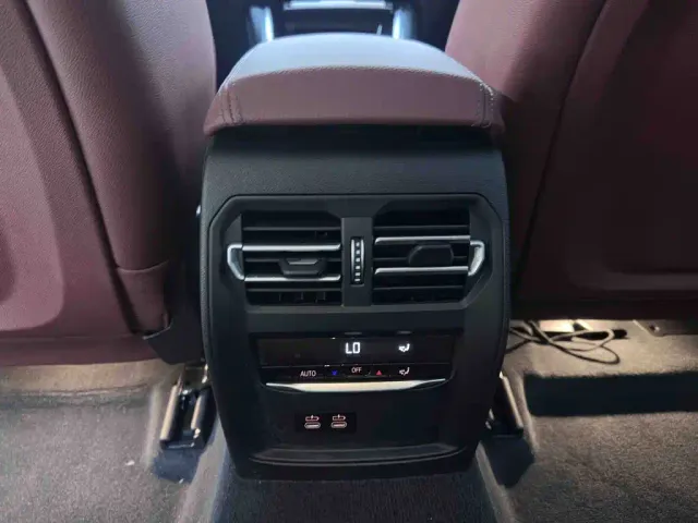 BMW 3 Series — Фото автомобиля 19