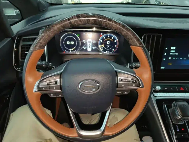 GAC Trumpchi M8 — Фото автомобиля 10