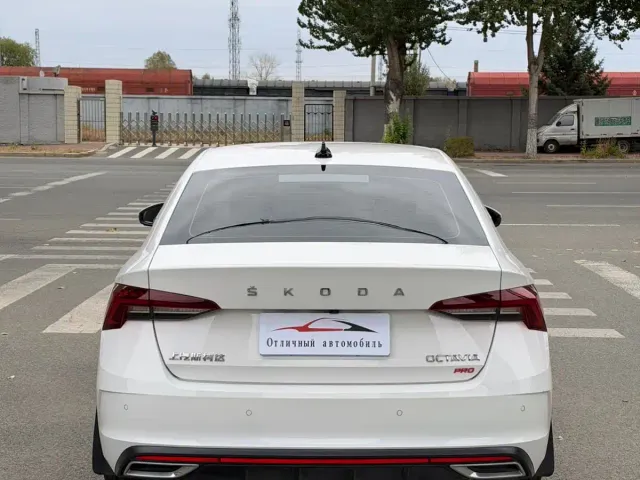 Skoda Octavia — Фото автомобиля 5