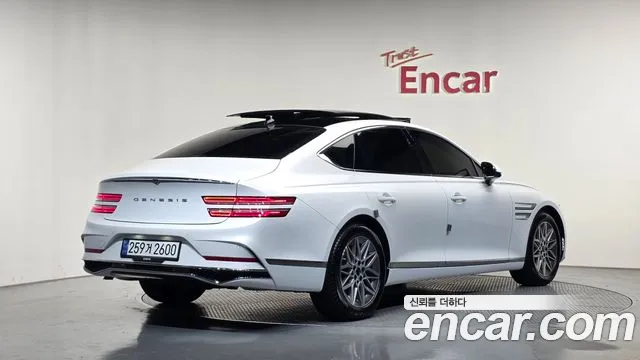 Genesis G80 RG3 — Фото автомобиля 2