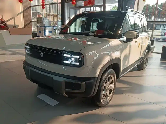 Фотография автомобиля — Baojun Yep Plus