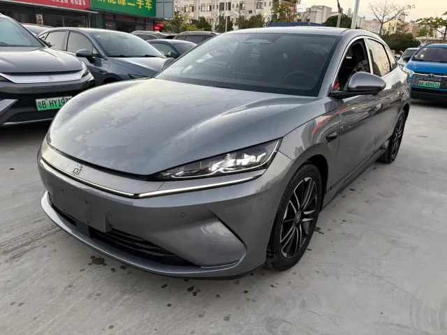 Фотография автомобиля — BYD Qin L