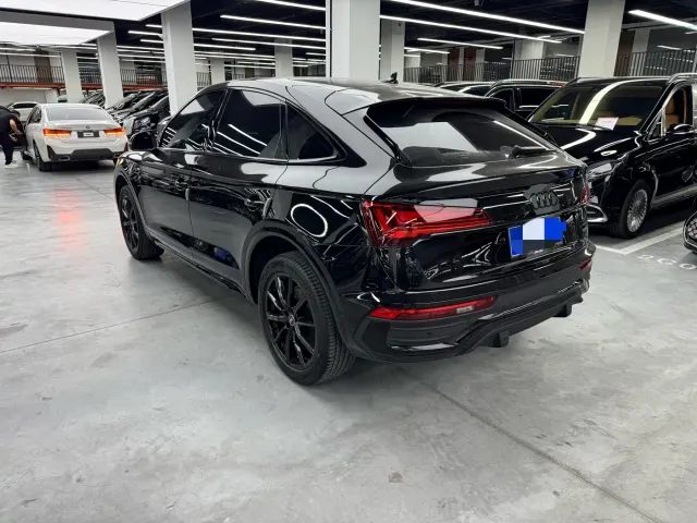 Audi Q5L Sportback — Фото автомобиля 13