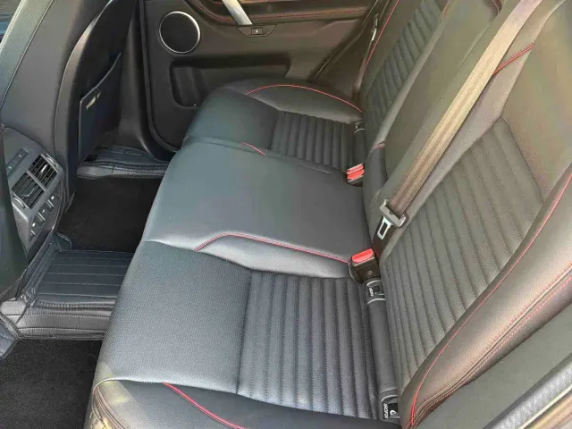 Land Rover Discovery Sport — Фото автомобиля 4