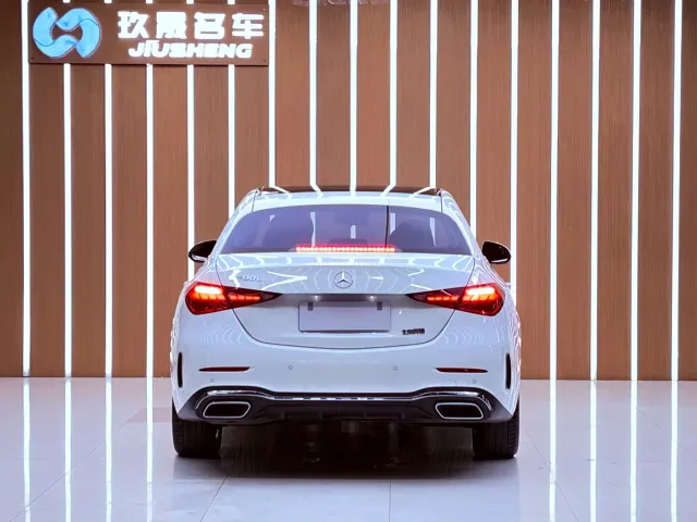 Mercedes-Benz C-Class — Фото автомобиля 20