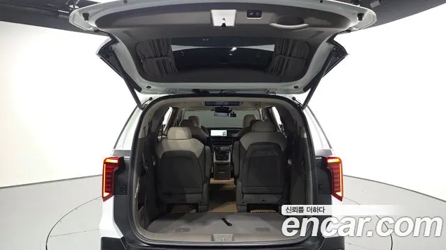Kia Carnival 4th Gen — Фото автомобиля 26
