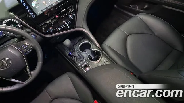 Toyota Camry XV70 — Фото автомобиля 14