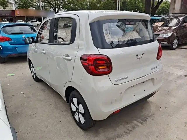 Wuling Hongguang Mini EV — Фото автомобиля 4