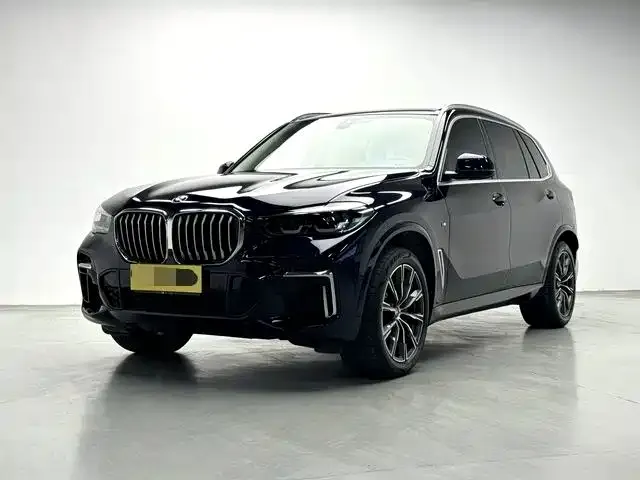 Фотография автомобиля — BMW X5