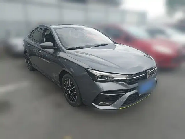 Roewe i5 — Фото автомобиля 5