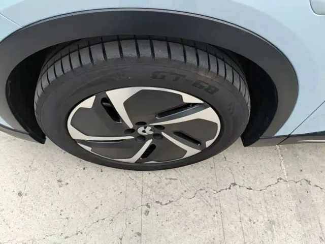 Nio ES6 — Фото автомобиля 22