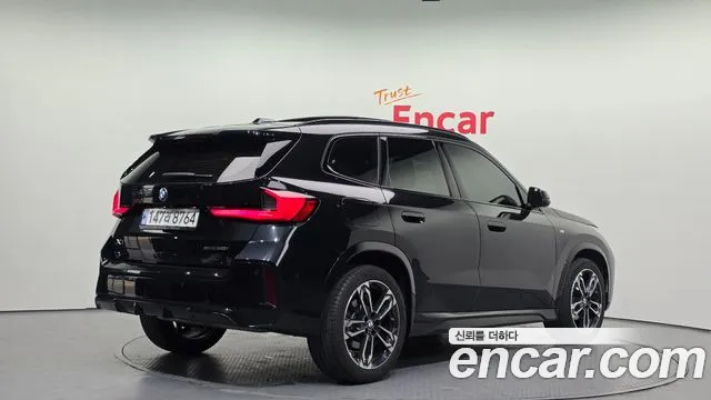 BMW X1 sDrive 20i M Sport — Фото автомобиля 2