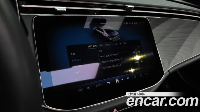 Mercedes-Benz E-Class — Фото автомобиля 13