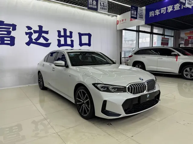 BMW BMW 3 Series 2023 320Li M Sport Package — Фото автомобиля 3