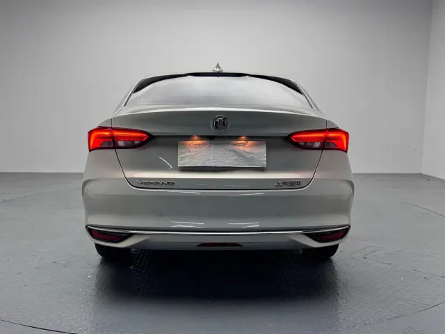 Buick Verano — Фото автомобиля 6