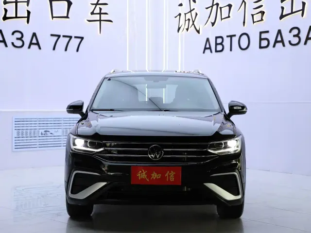 Volkswagen Tiguan L — Фото автомобиля 2