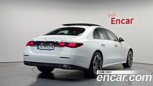 Mercedes-Benz E-Class W214 — Фото автомобиля 2