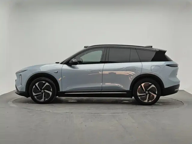Nio ES6 — Фото автомобиля 2