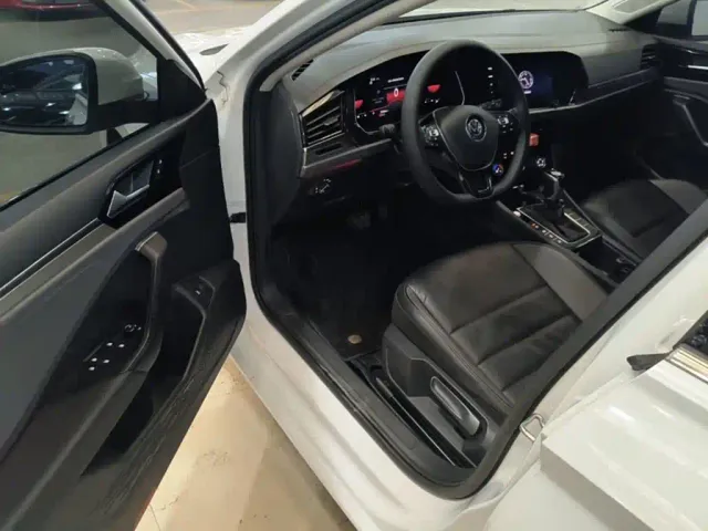 Volkswagen Sagitar — Фото автомобиля 15