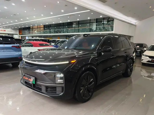 Фотография автомобиля — Li Auto L9