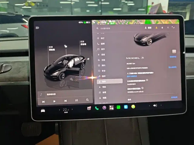 Tesla Model 3 — Фото автомобиля 11
