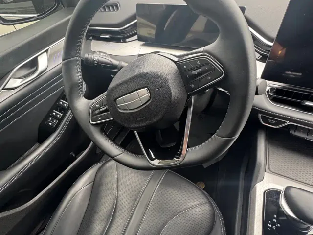 Geely Xingrui — Фото автомобиля 9