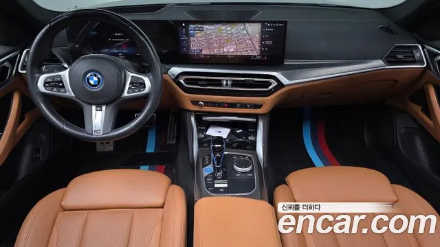 BMW i4 — Фото автомобиля 10