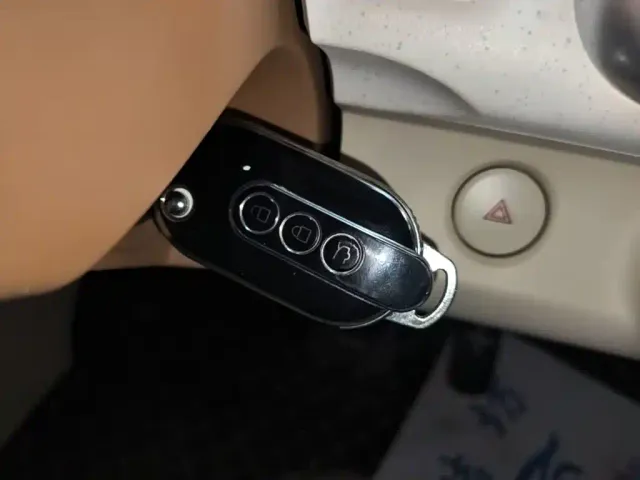 Wuling Hongguang Mini EV — Фото автомобиля 8