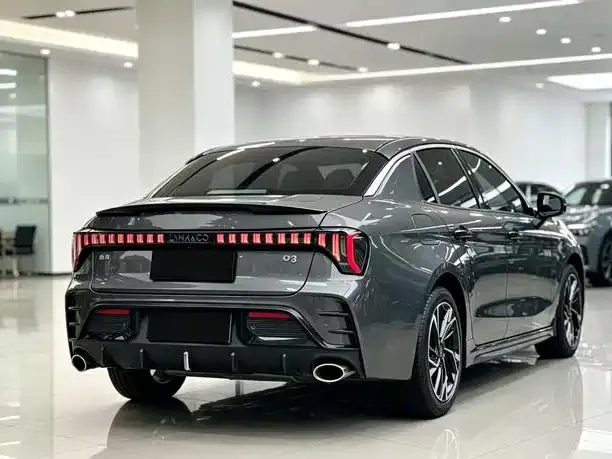 Lynk & Co 03 — Фото автомобиля 8