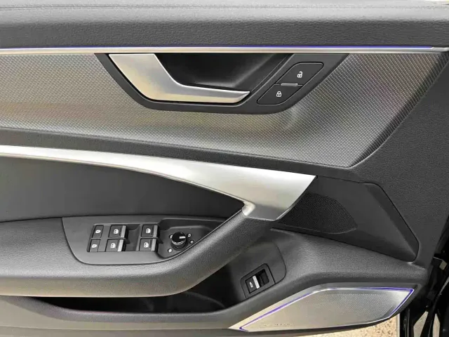 Audi A6L — Фото автомобиля 12