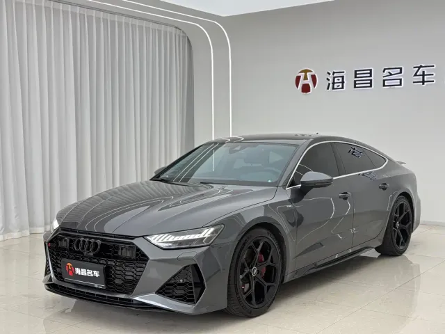 Audi A7 — Фото автомобиля 10