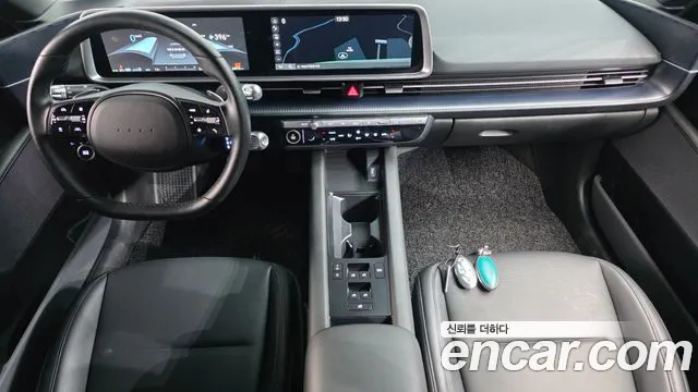 Hyundai Ioniq 6 — Фото автомобиля 10