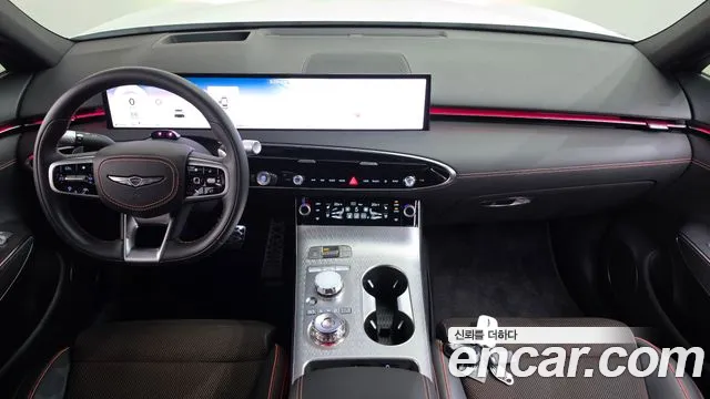 Genesis GV70 — Фото автомобиля 10