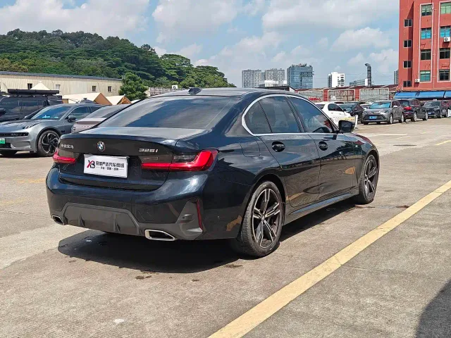 BMW 3 Series — Фото автомобиля 4