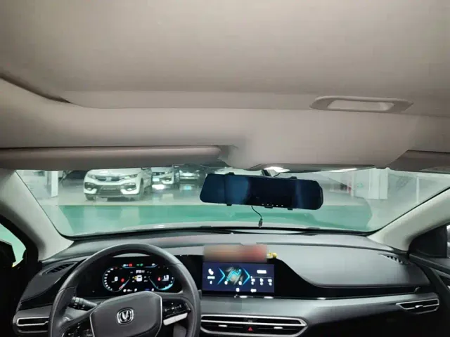 Changan Eado — Фото автомобиля 17