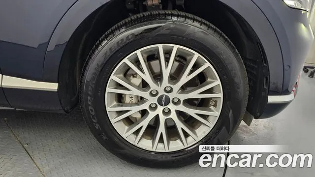 Genesis GV80 2.5T Бензин 2WD — Фото автомобиля 21