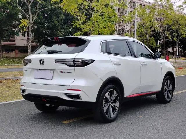 Changan CS55 Plus — Фото автомобиля 6