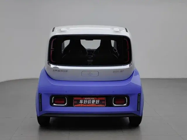 Baojun KiWi EV — Фото автомобиля 4